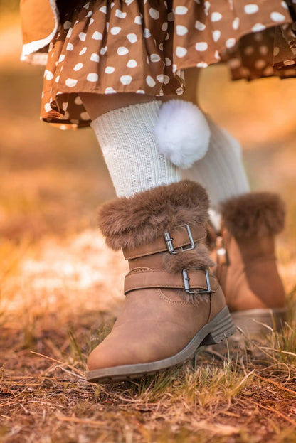 Sweet puff furry pom socks