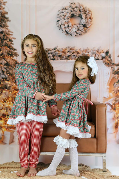 Eyelet ruffle Stockings