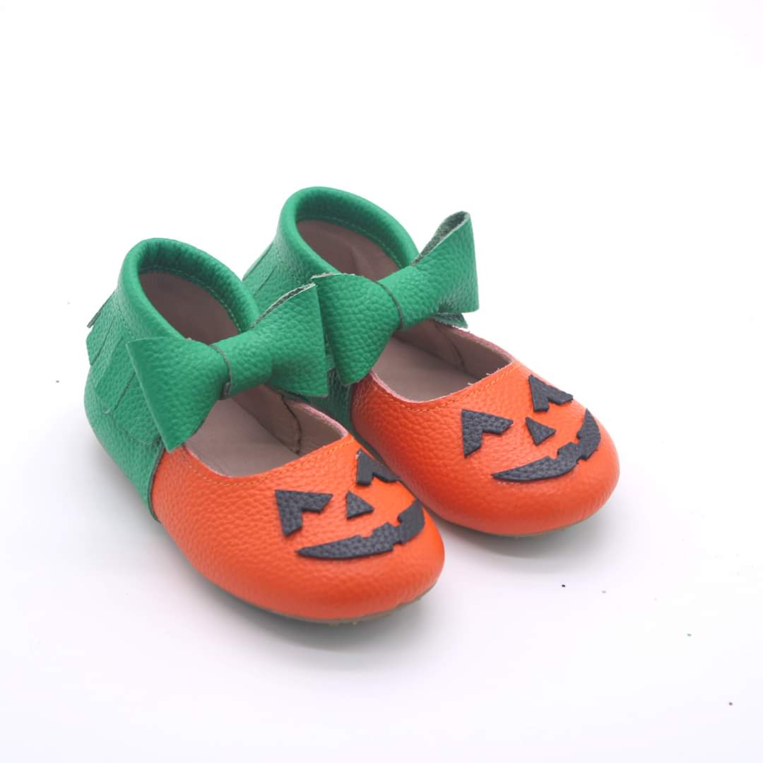 The great pumpkin and primary bow moccasins