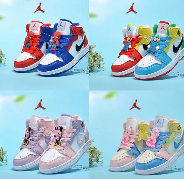 Character Sneakers pre-order