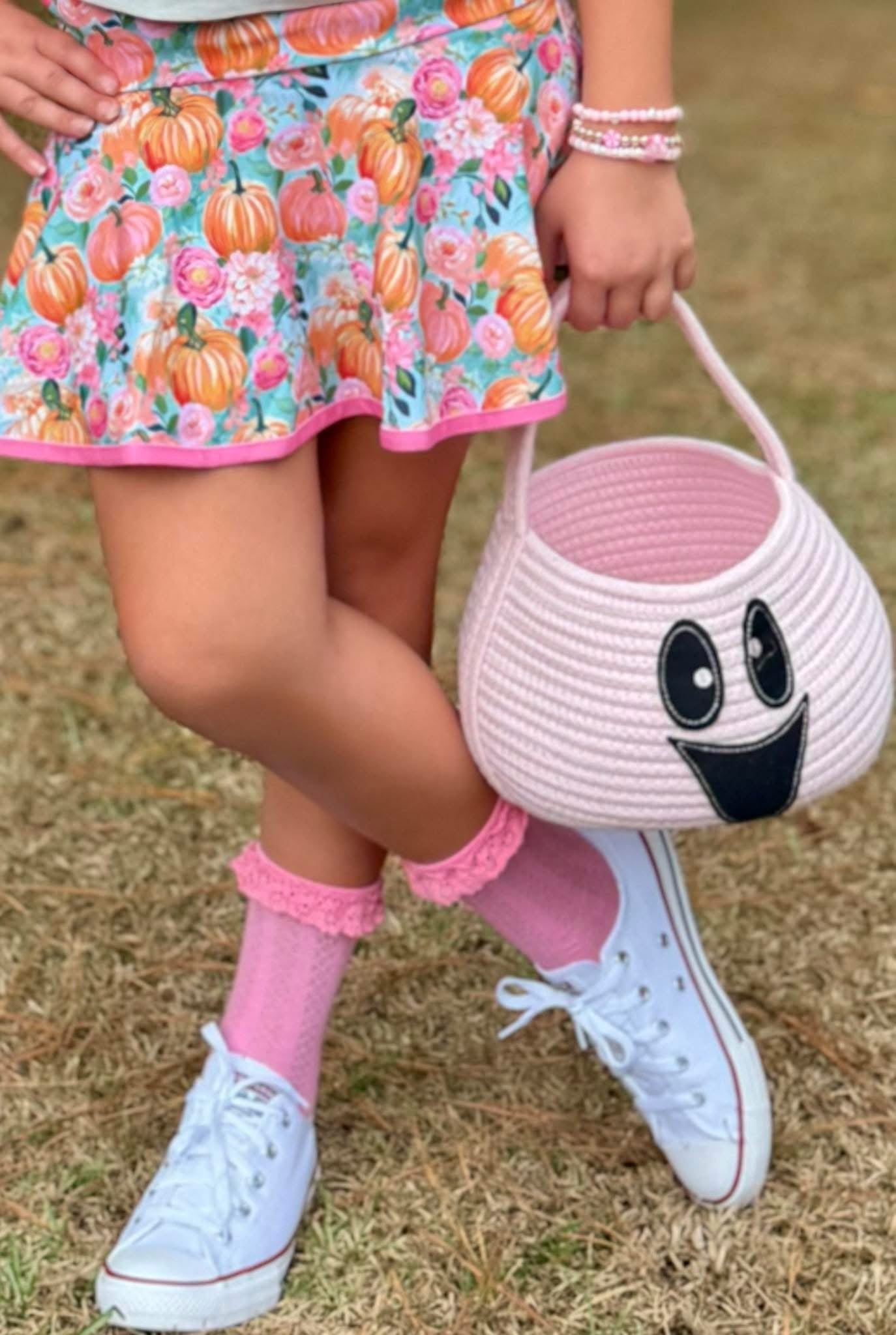 Pastel lace top socks