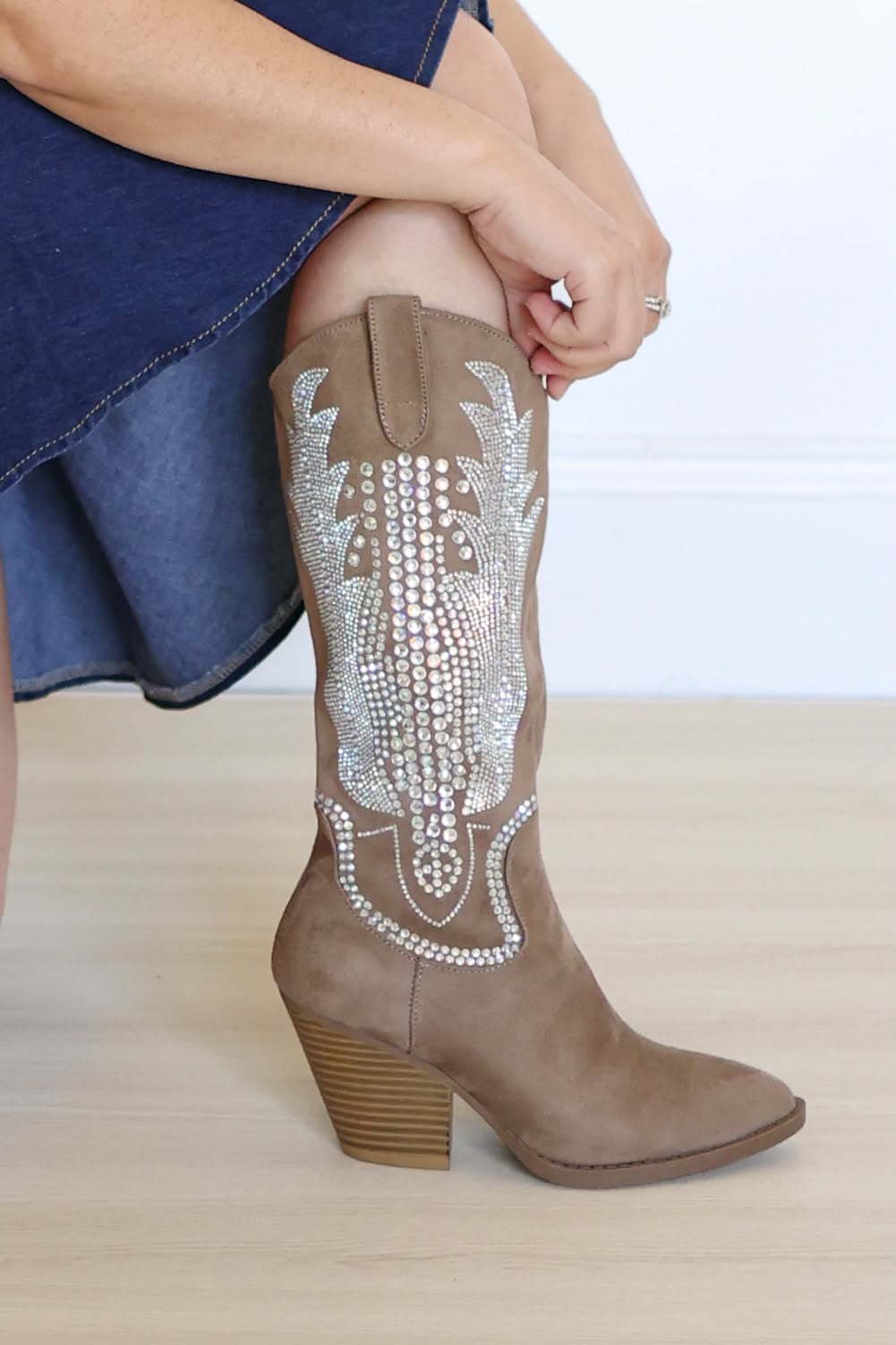 Diamond Dust Women's Western Rhinestone Boots
