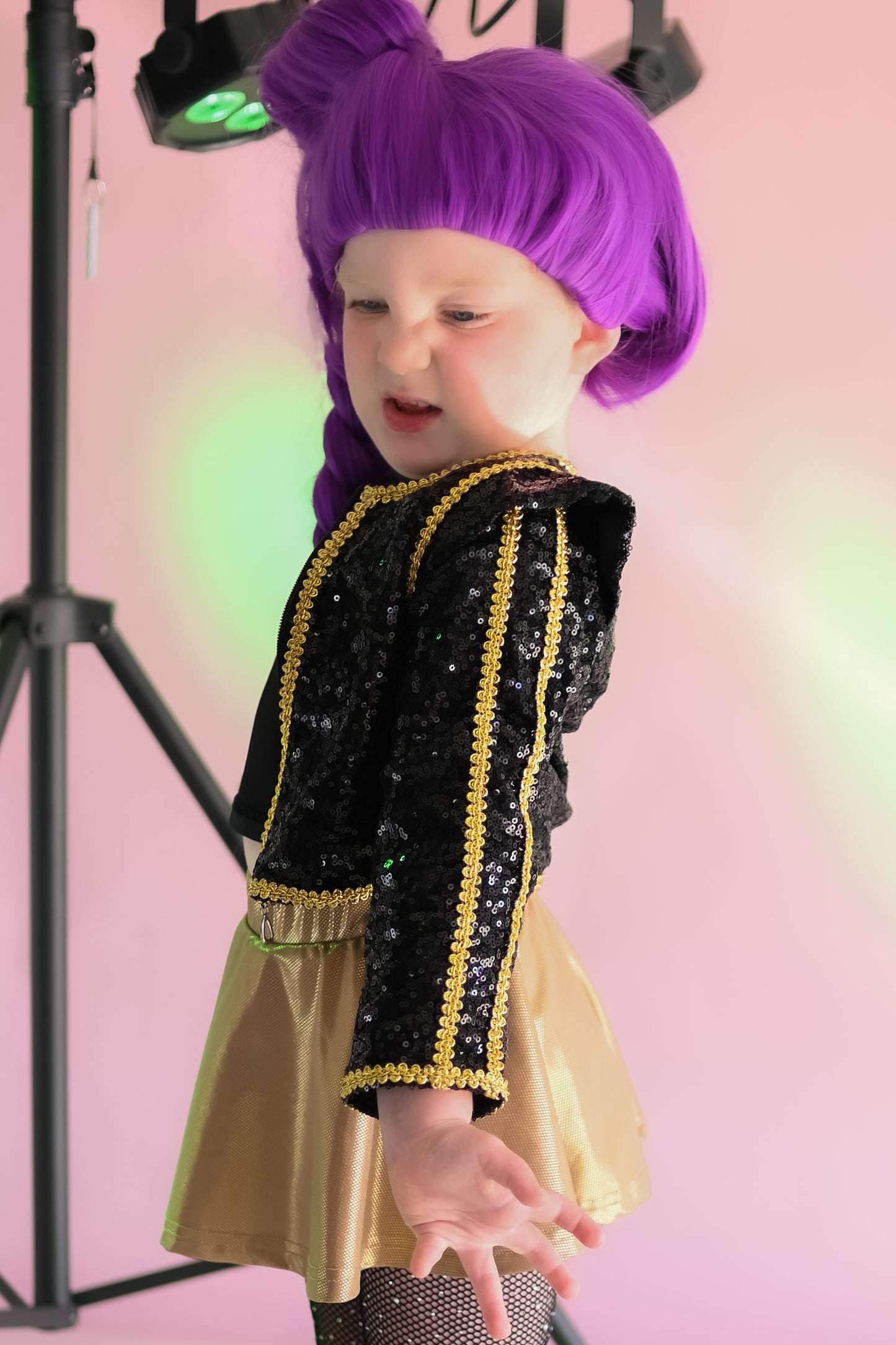 Kpop black gold cropped sequin jacket