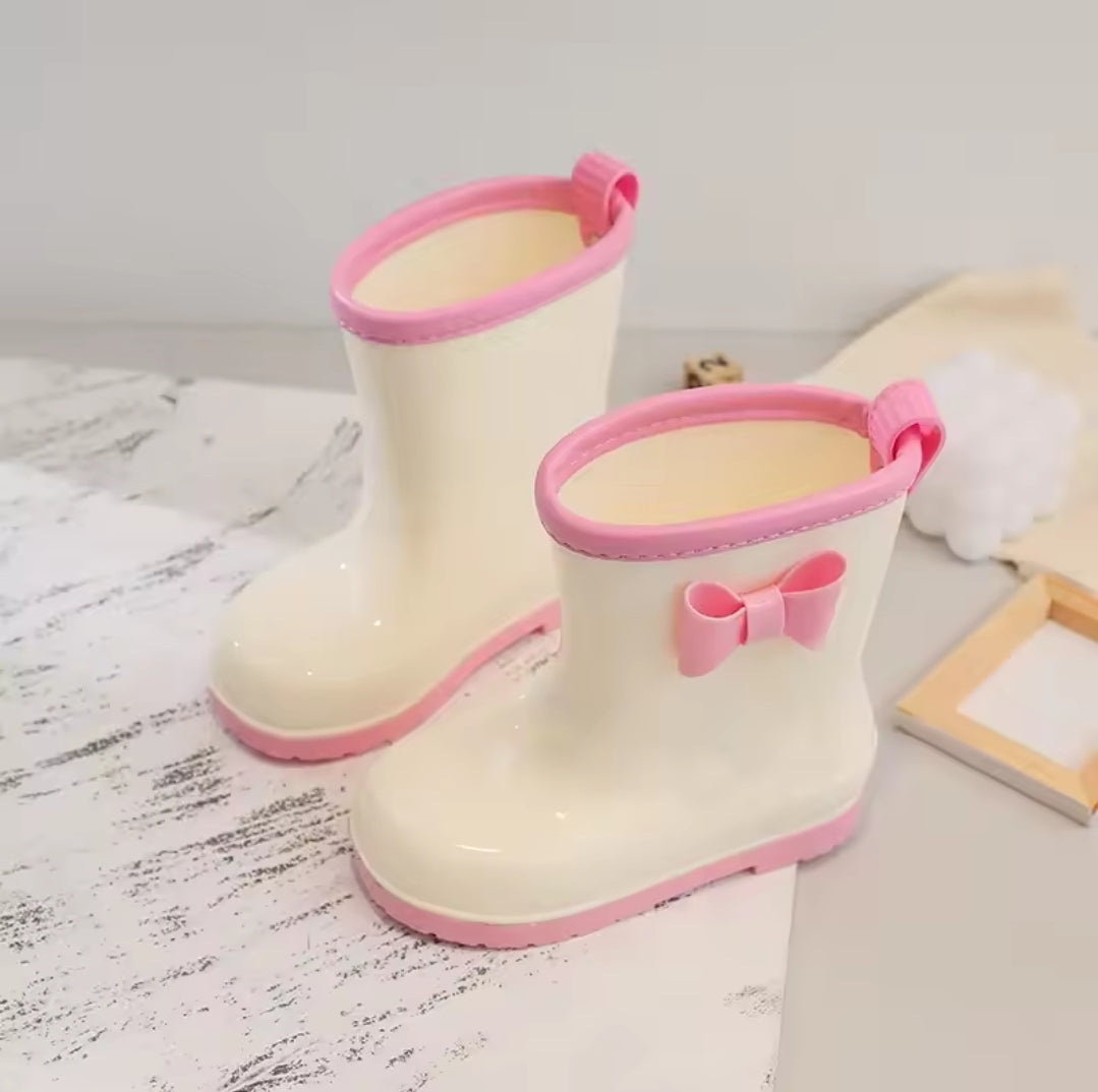 Put a Bow on it rainboots