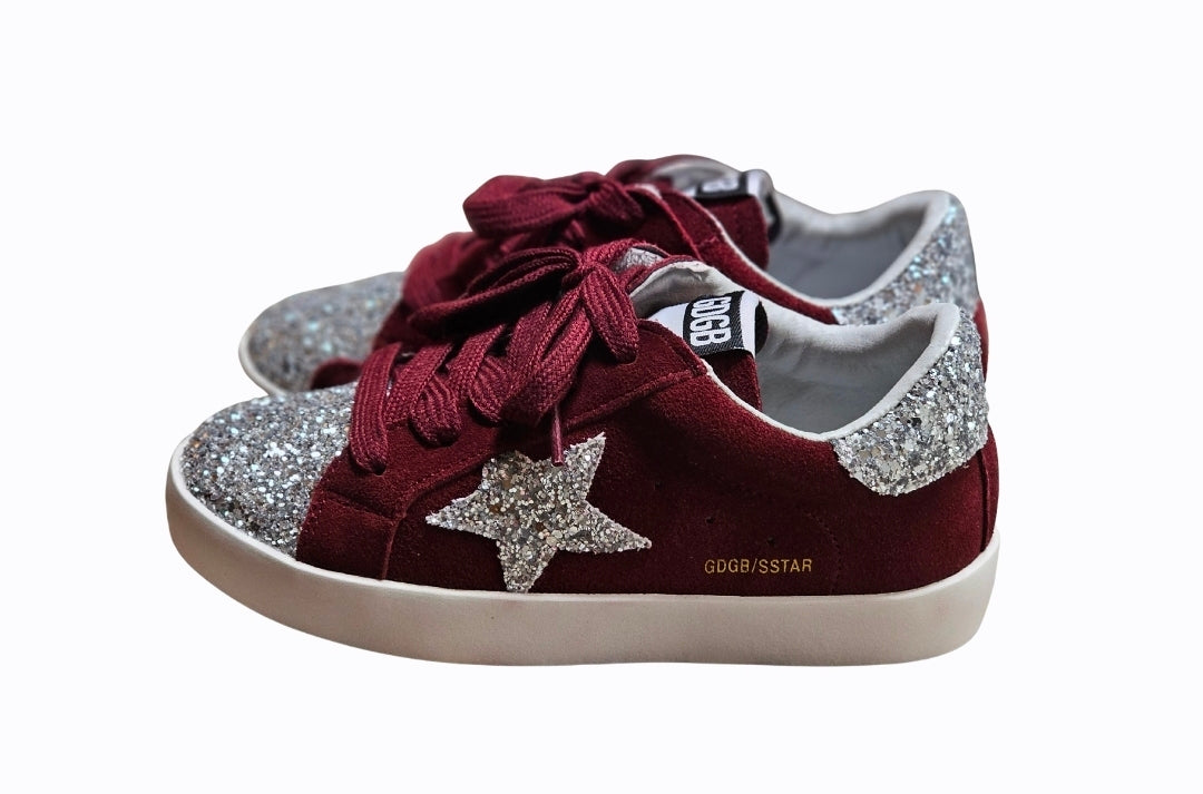 Supernova Star Sneakers (some sizes\styles rts)
