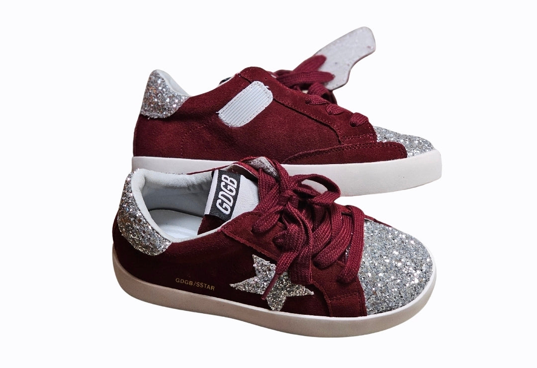 Supernova Star Sneakers (some sizes\styles rts)
