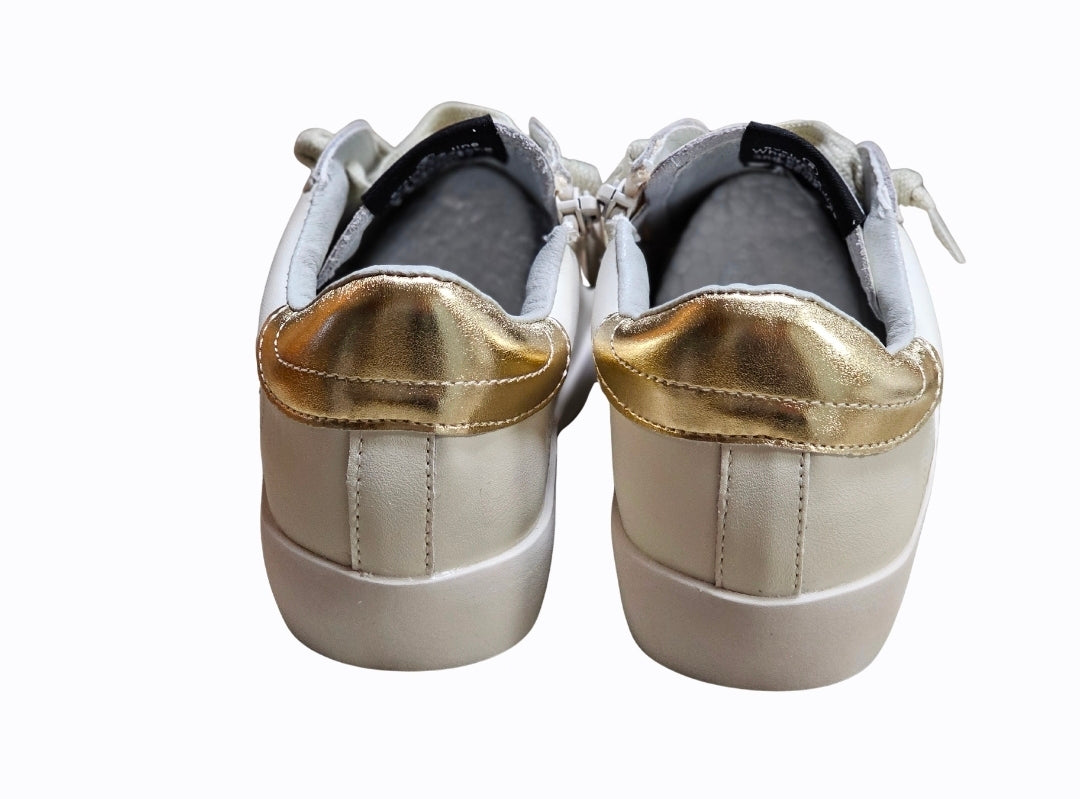 Supernova Star Sneakers (some sizes\styles rts)