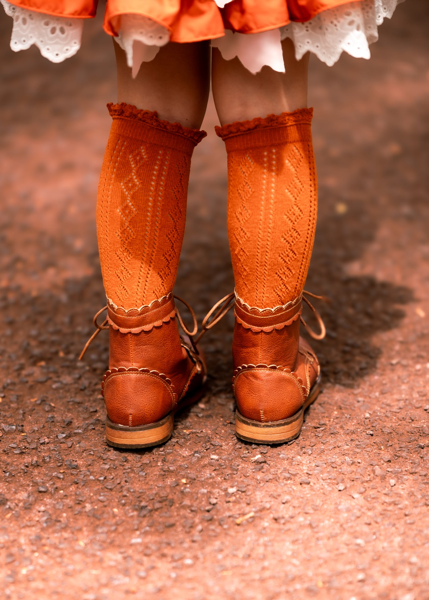 Maple lace scalloped boots