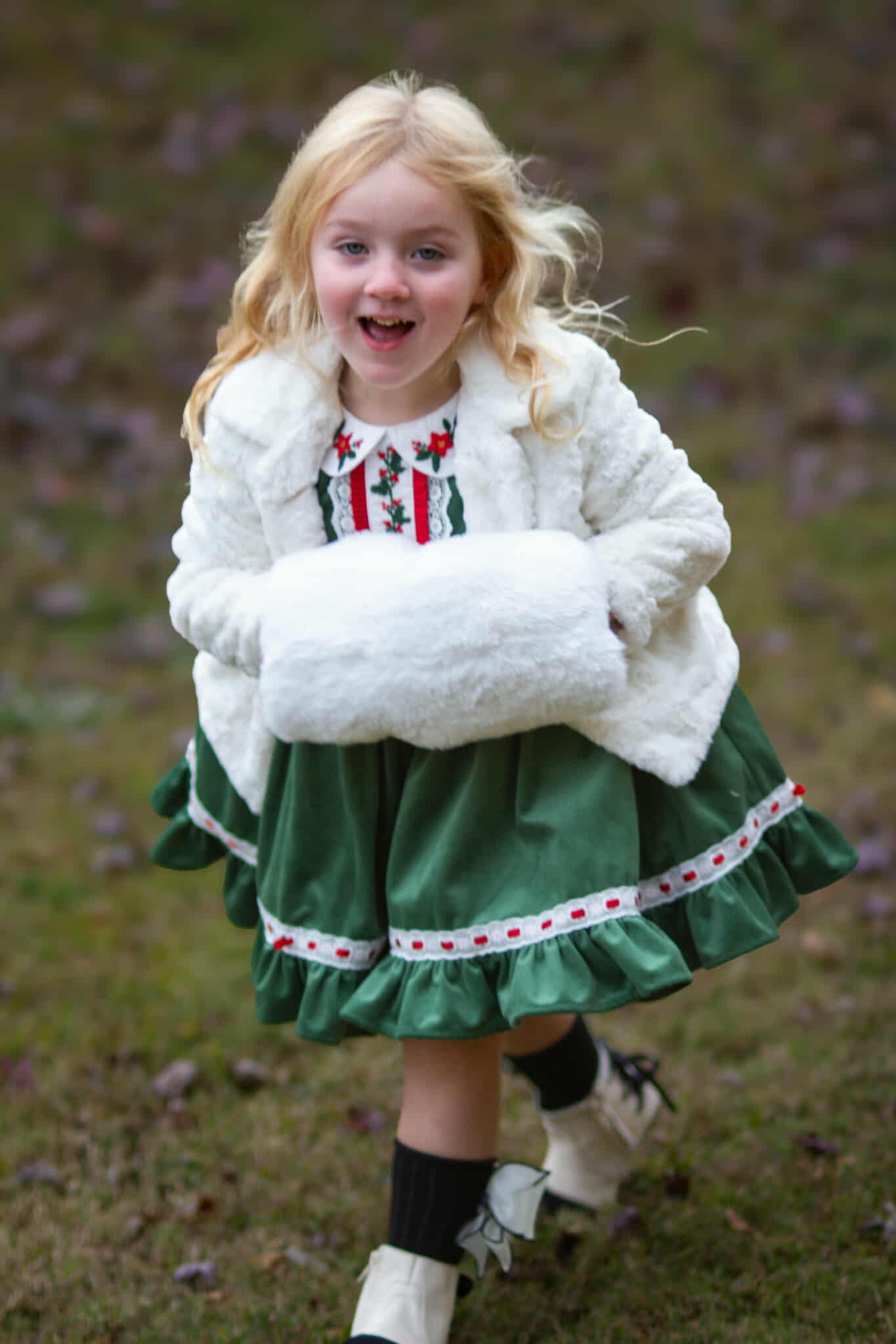 Winter queen hand muff