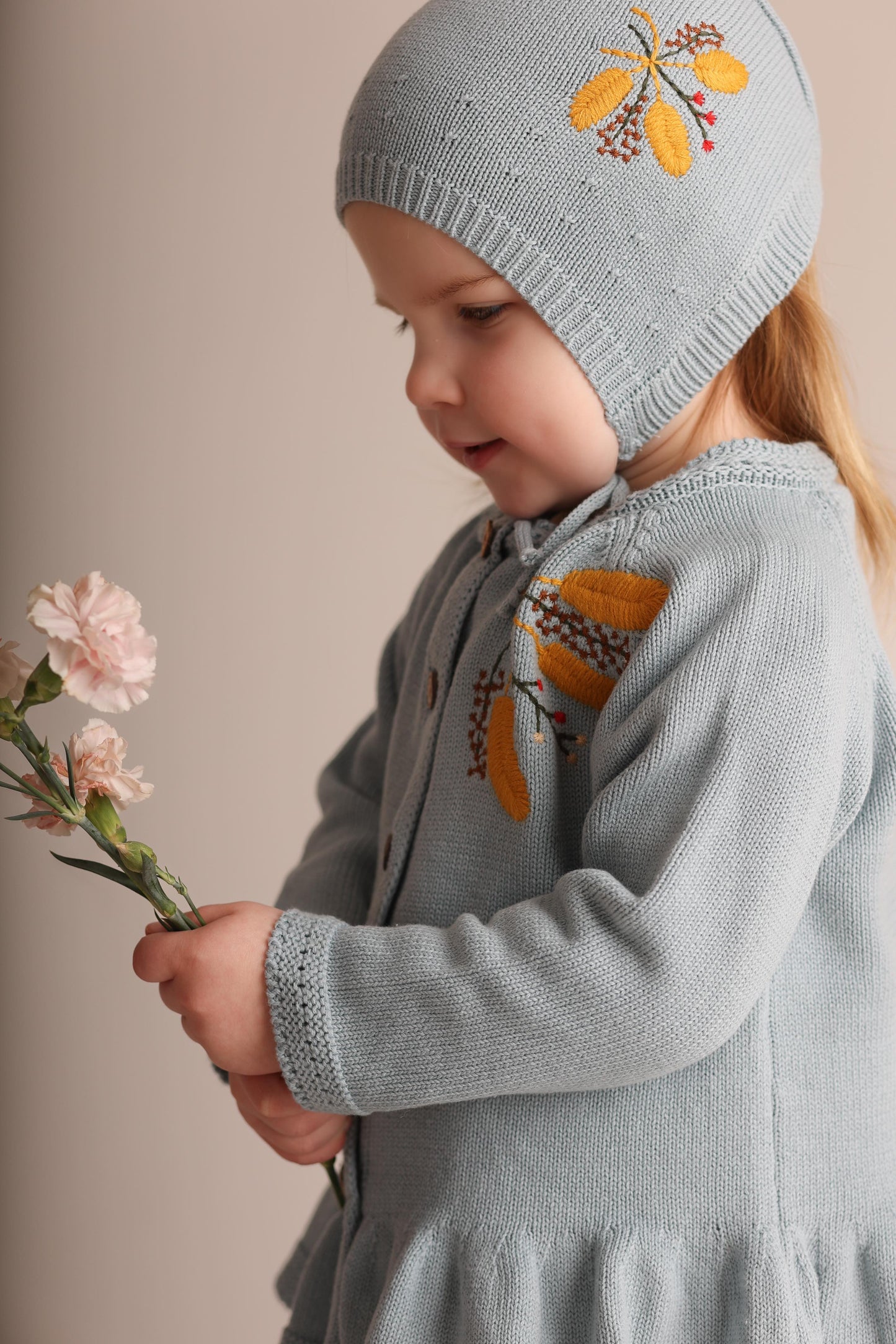 Fields of gold cardigan and bonnet