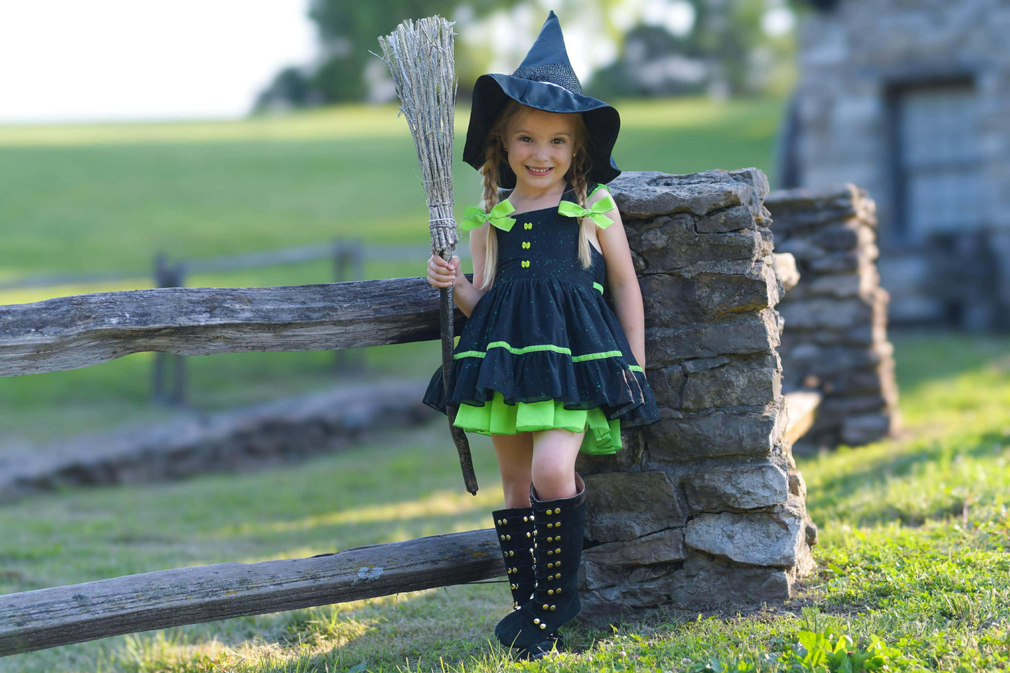 Toy soldier  /  pirate boot - interchangeable straps