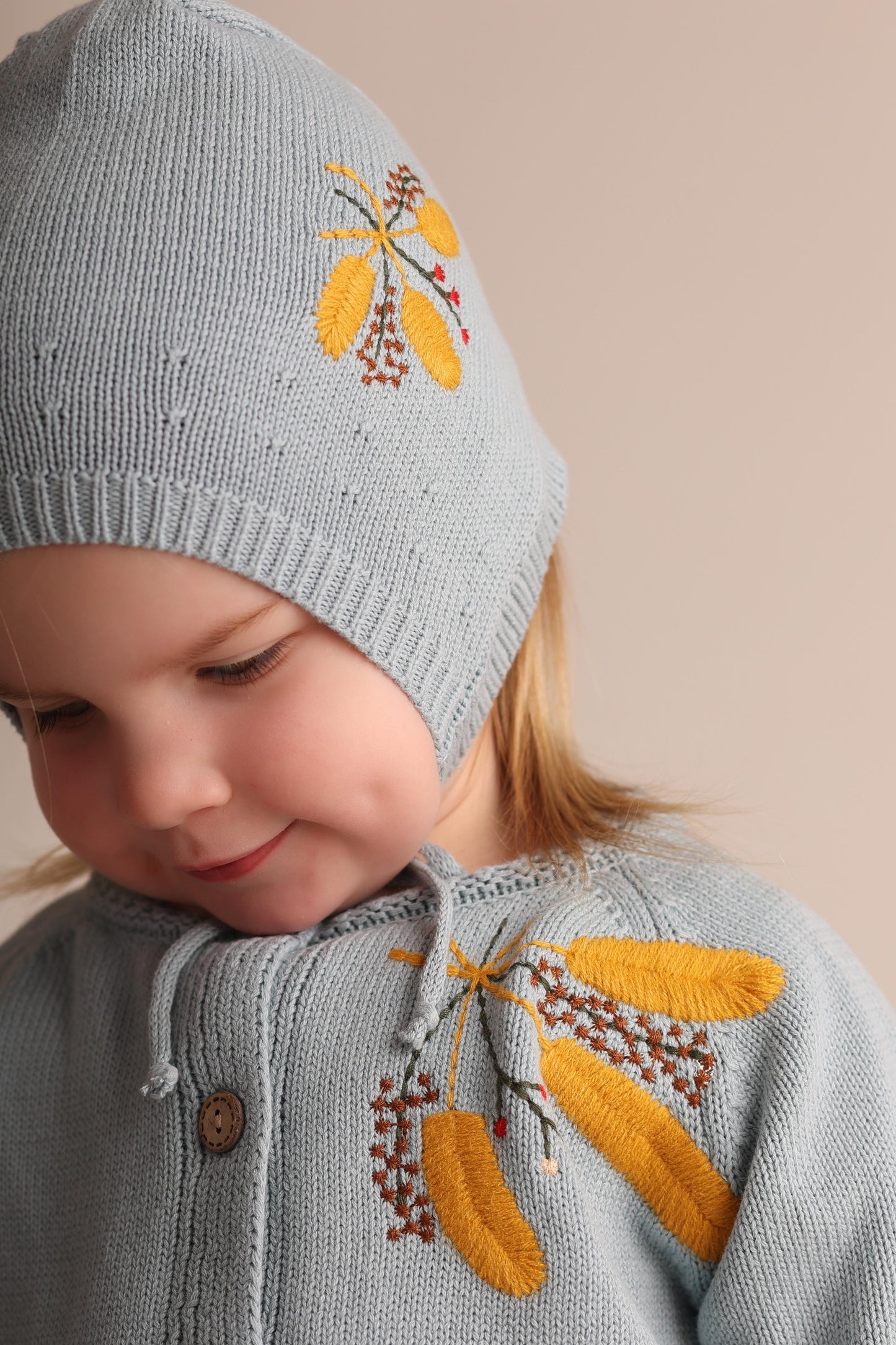 Fields of gold cardigan and bonnet