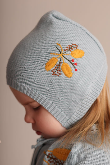 Fields of gold cardigan and bonnet