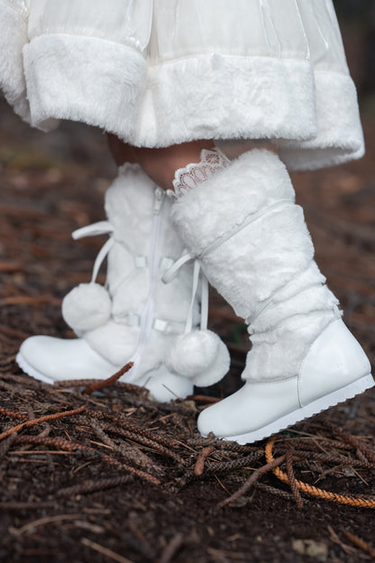 Boots with the fur Pom pom boots Girls & Womens