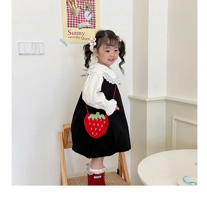 Strawberry crochet purse