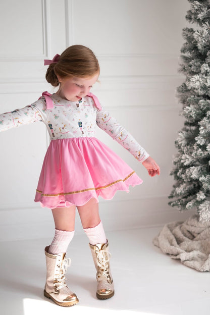 Goldie scallop lace boots