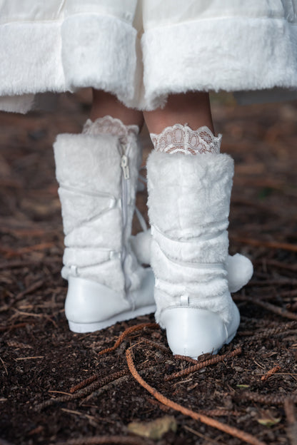 Boots with the fur Pom pom boots Girls & Womens