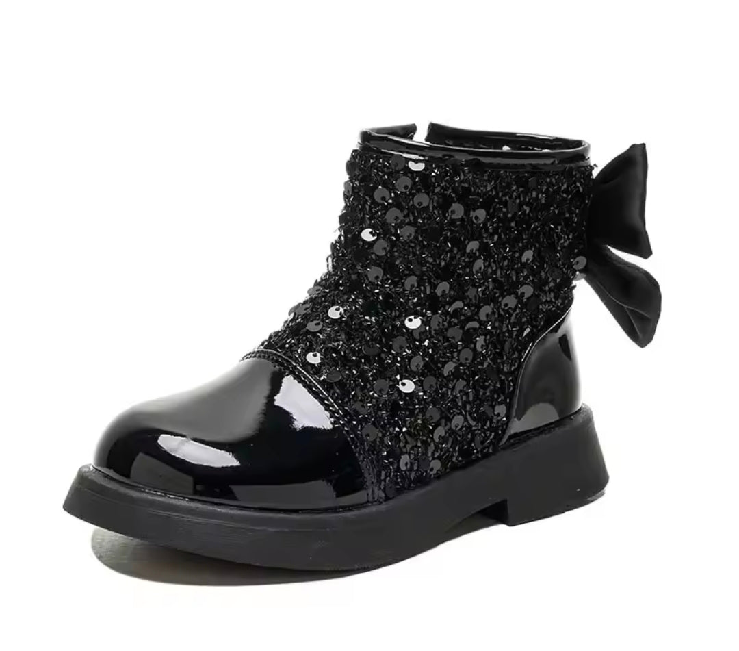 Bailey bling bow boots