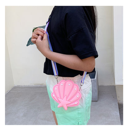 Thingamabobs mermaid Seashell Bag