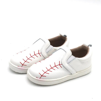 Baseball embroidered sneaker unisex