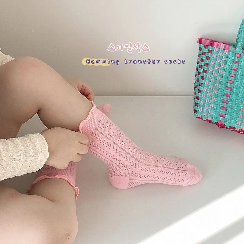 Pastel ruffle top heart socks